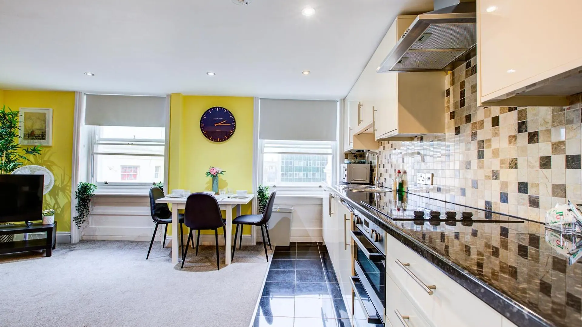 Brighton Stay For 4 By The Pier - Flat 3 location